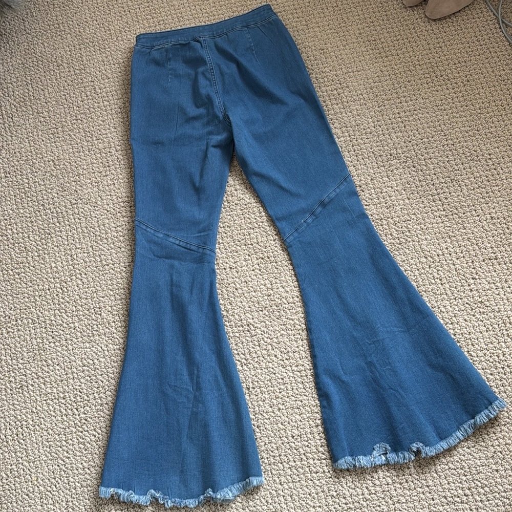 Flare Jeans - Picture 3 of 5